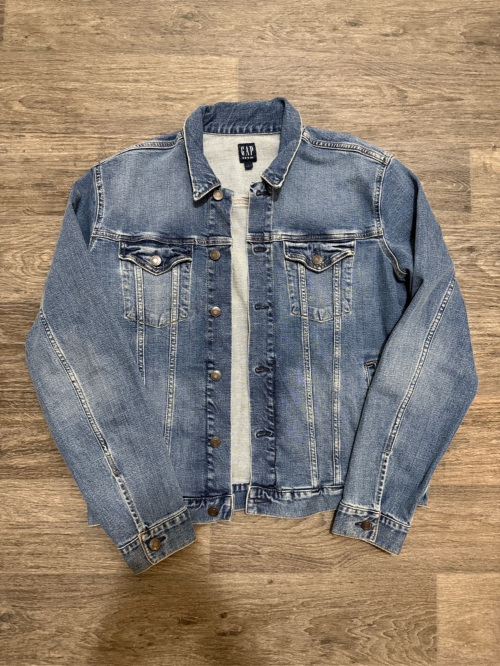 NWOT GAP Men's Denim Jacket